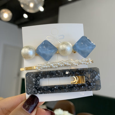 Pearl set hair clip