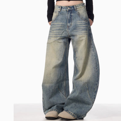 Lockere, weit geschnittene Jeans im Used-Look im American Retro-Look für Damen