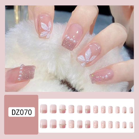 Summer Mountain Camellia Pearl Wearable Wearable Pseudo -nail Patch